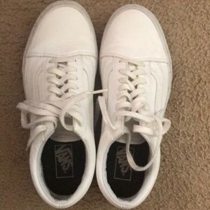 Vans..Men 9.0 White leather